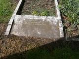 image of grave number 677592